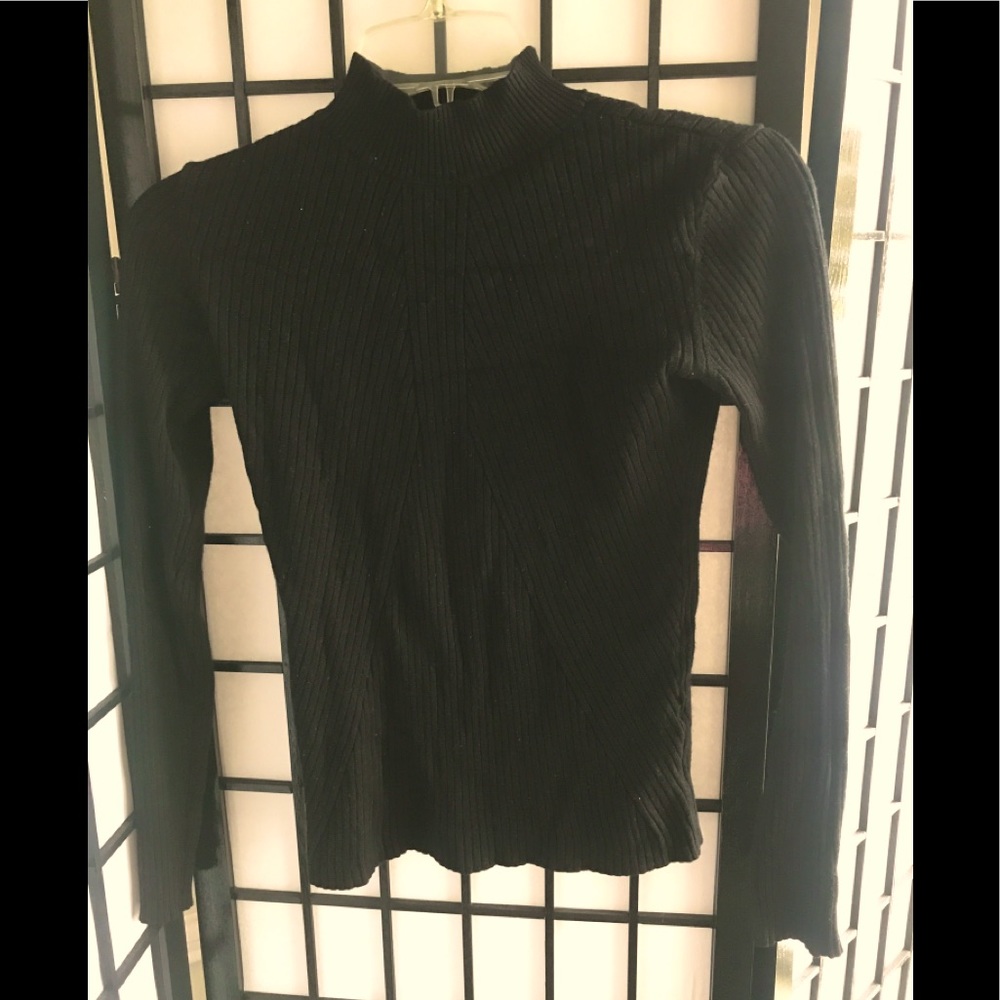 Women’s H&M Slim Turtleneck Sweater Shirt